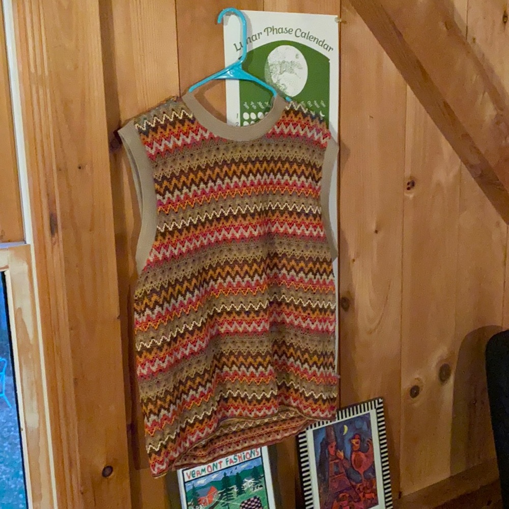 Funky 70s Anderson Bell sweater vest - never worn!